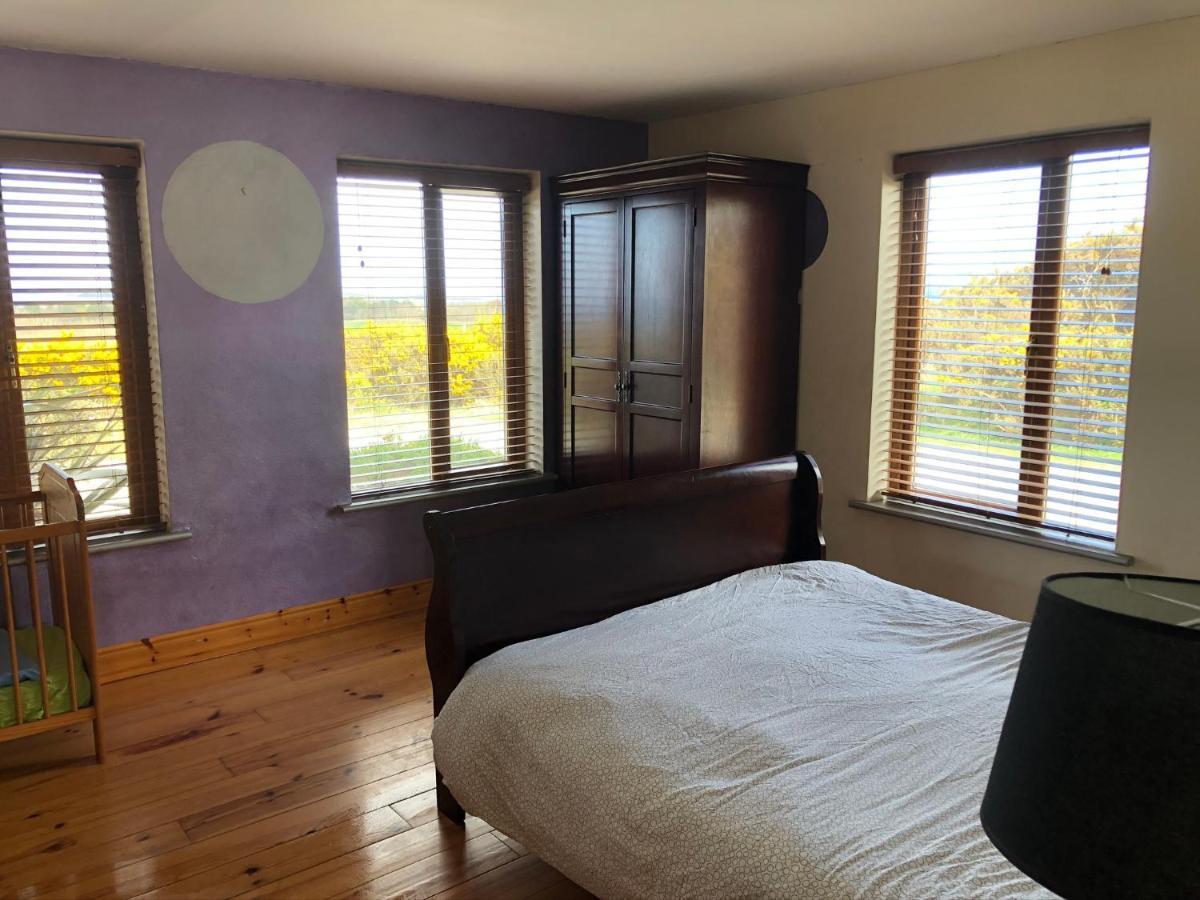 House With Sea Views Close To With Wifi And Large Kitchen And Dining Hébergement de vacances Ardnagreevagh
